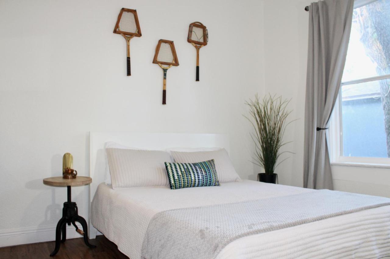 3 Bedroom Modern Ybor Home- Pet Friendly