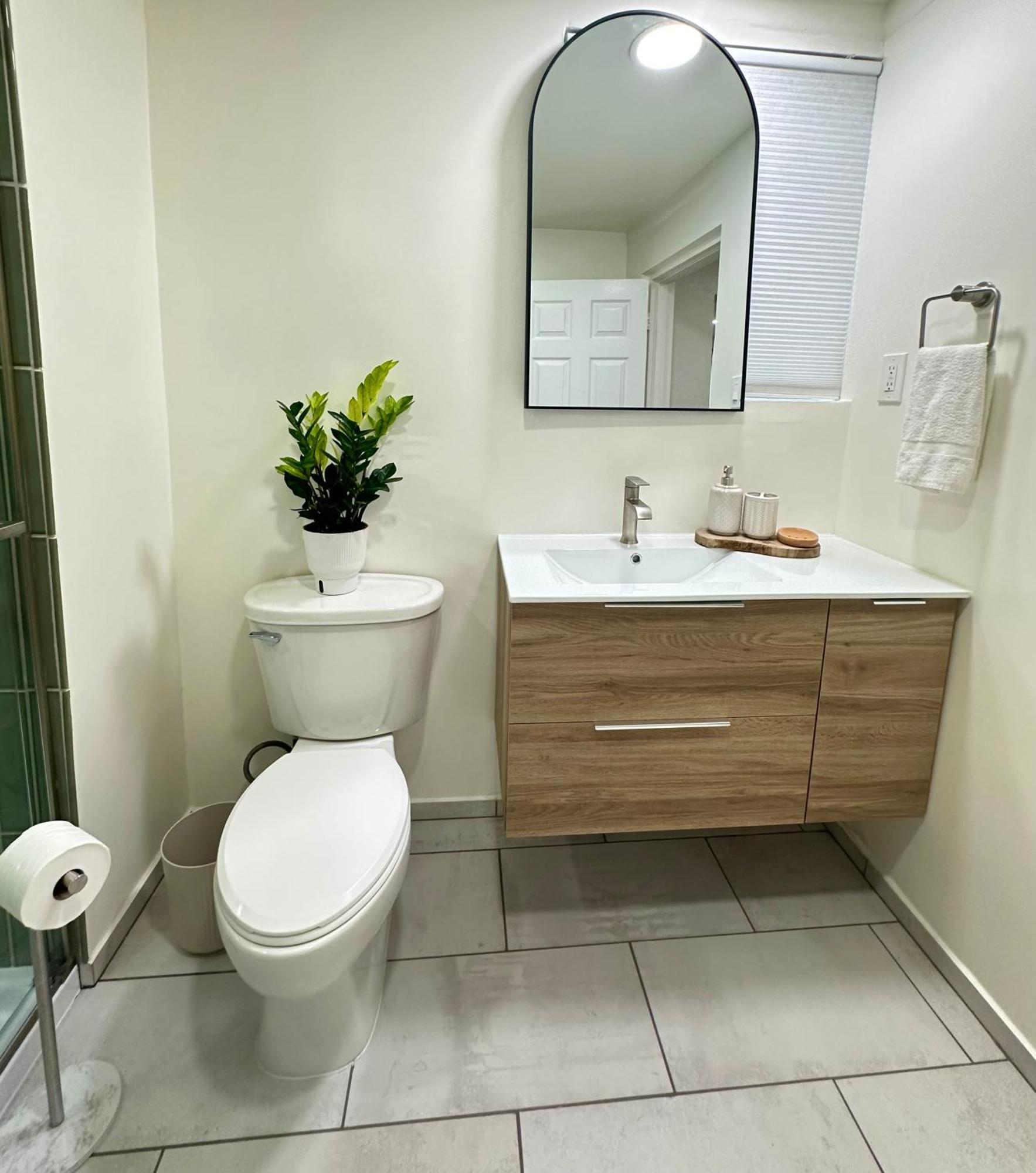 Holiday home 3 Bedroom Modern Ybor Home- Pet Friendly